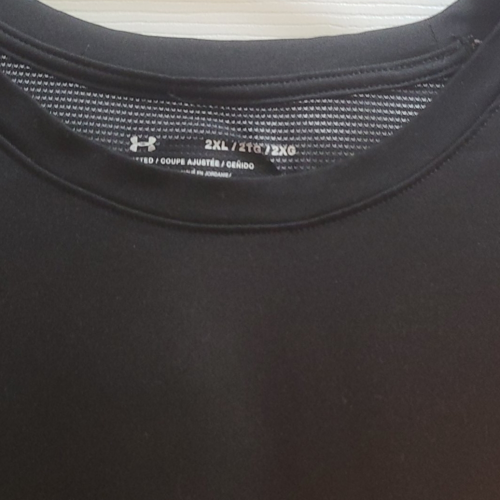 2X under armour shirt